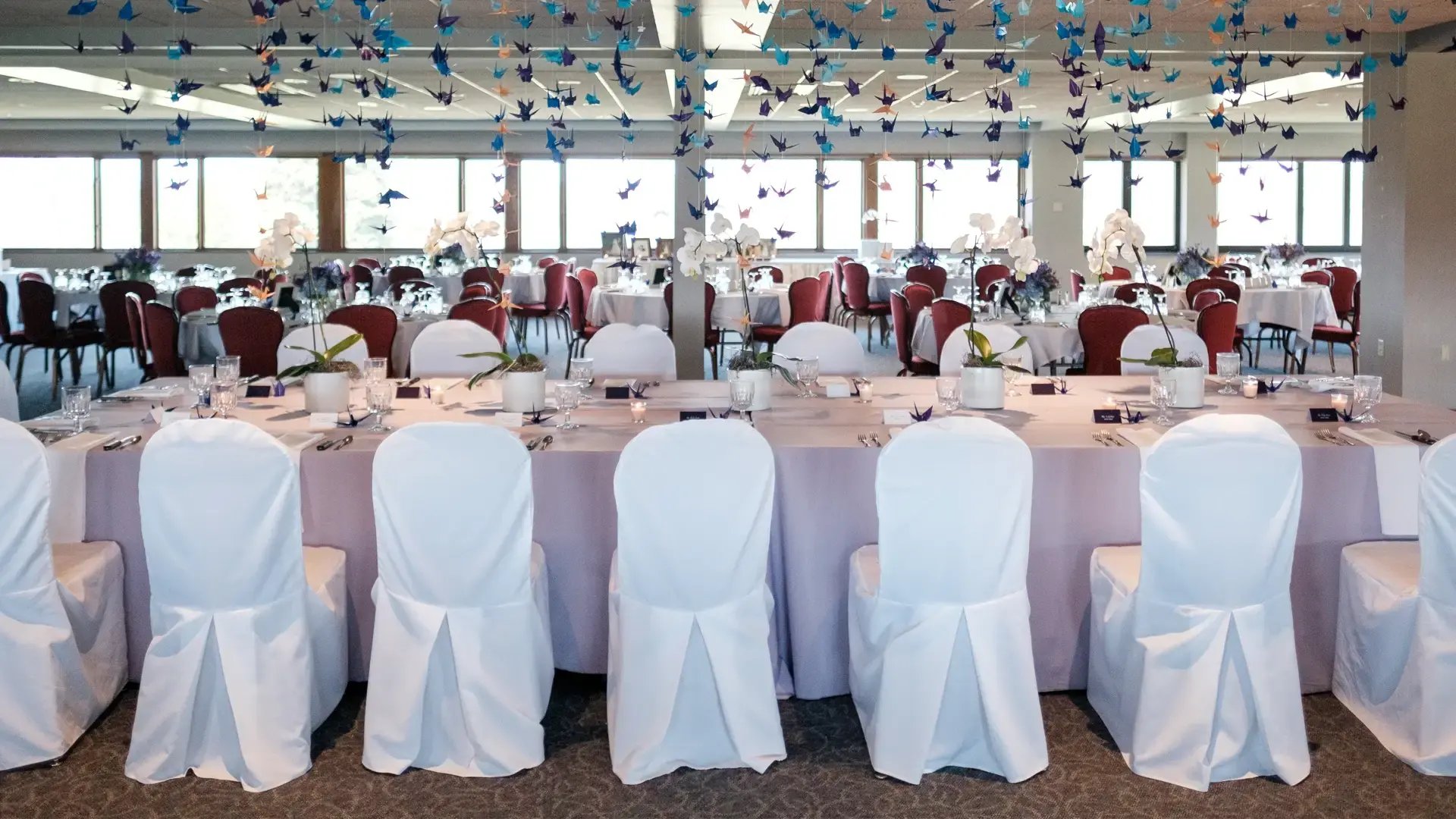 Mauh-Nah-Tee-See banquet hall